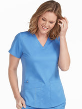 Load image into Gallery viewer, 7459 V-NECK SHIRTTAIL TOP