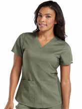 Load image into Gallery viewer, 7459 V-NECK SHIRTTAIL TOP